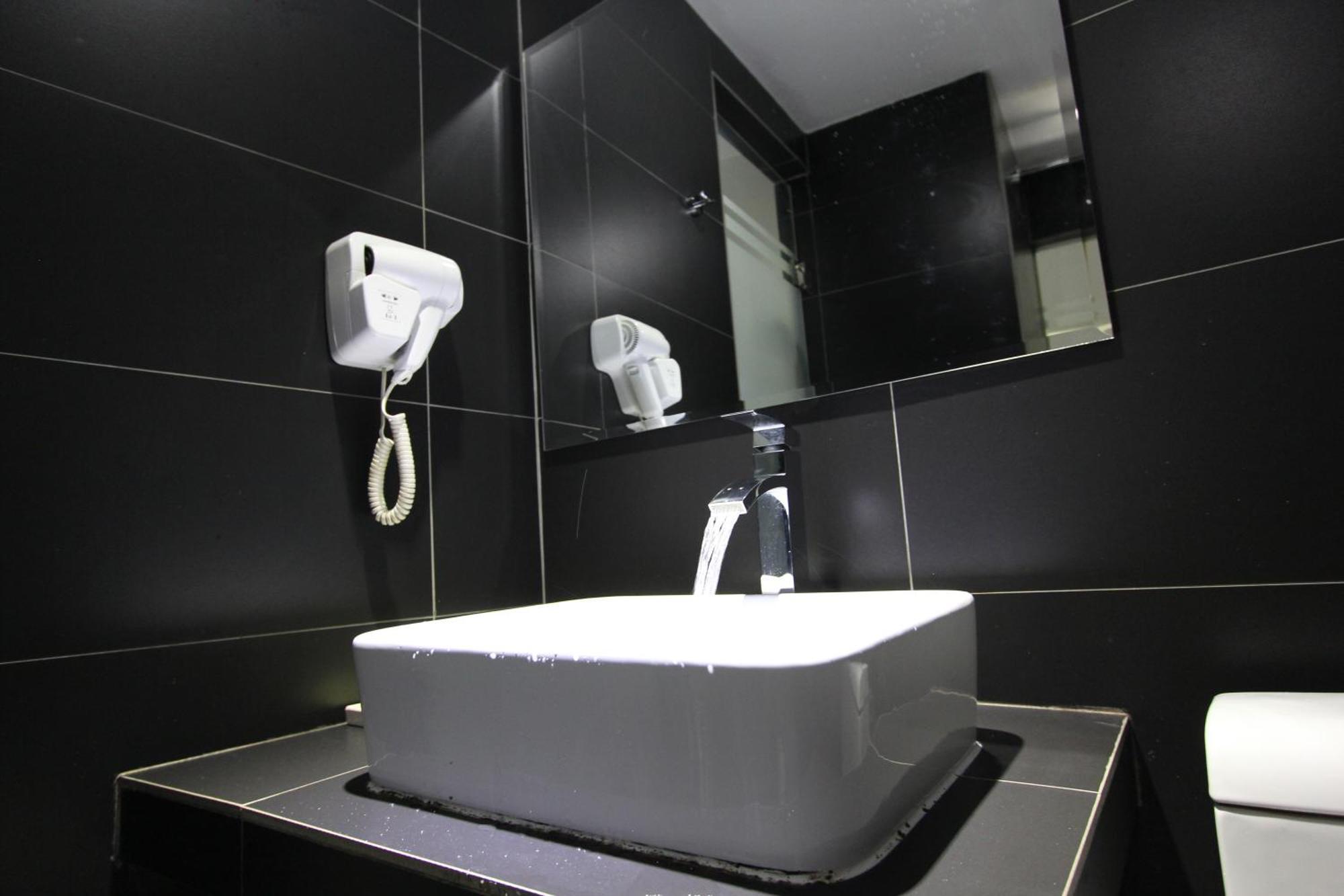 Hotel 99 Kuala Lumpur City Pokój zdjęcie